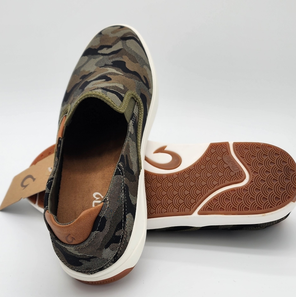 OluKai Men's Gray Camo Slip-On Loafers - Picture 9 of 14